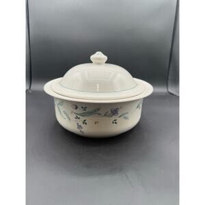 Pfaltzgraff April Dutch Oven Casserole Dish with Lid
